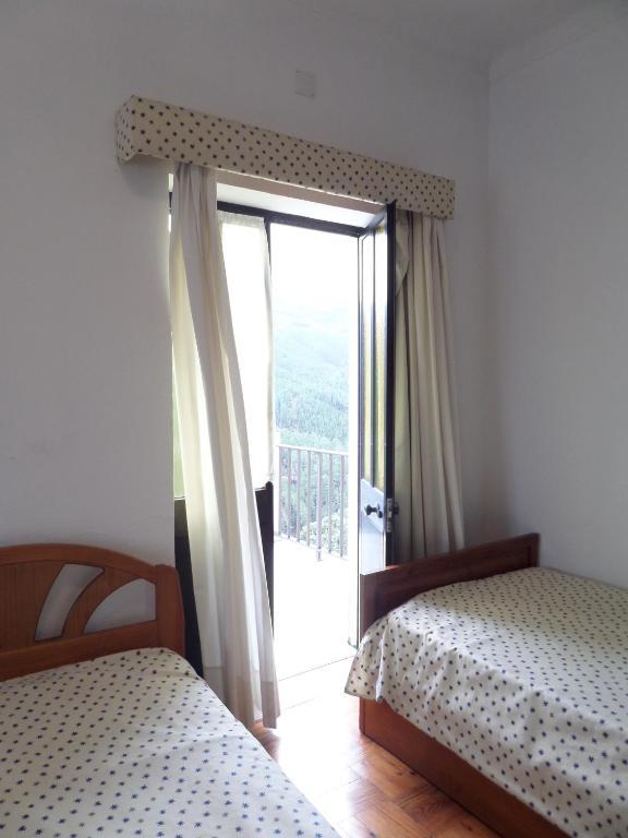 Alojamento Local De Pardieiros Hotel Avo Ngoại thất bức ảnh