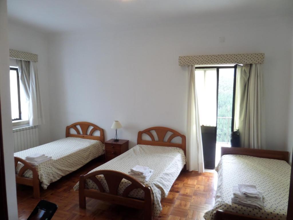 Alojamento Local De Pardieiros Hotel Avo Phòng bức ảnh